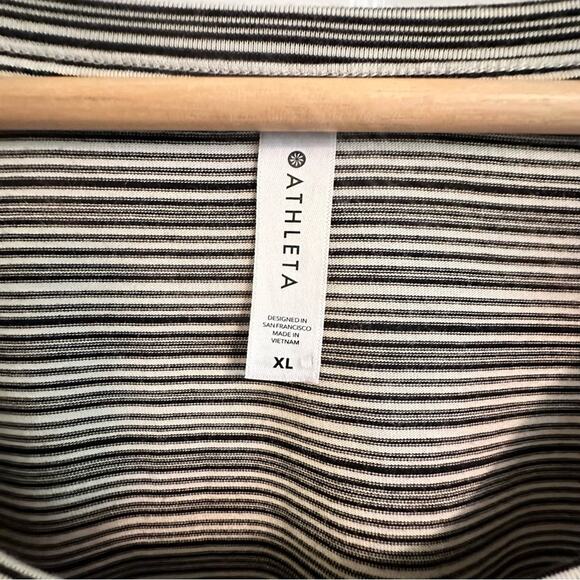 Athleta Cloudlight Stratus Striped Top #657835 Black/White/Gray XL - Picture 5 of 5